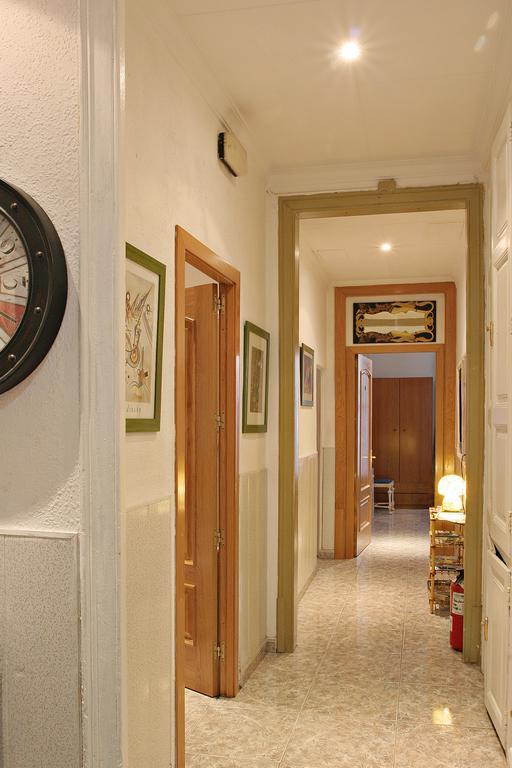 Hostal Aribau 바르셀로나 외부 사진