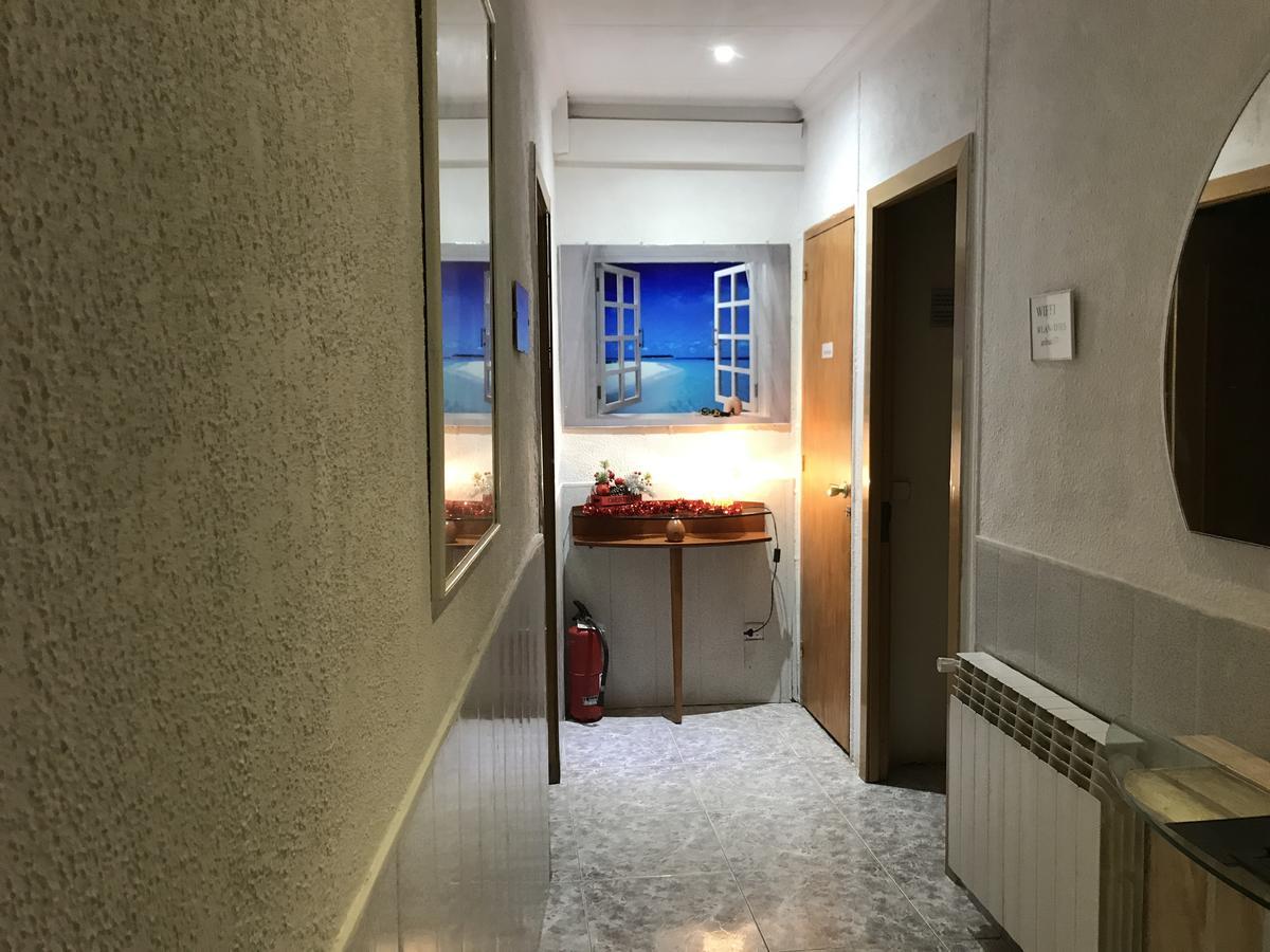 Hostal Aribau 바르셀로나 외부 사진