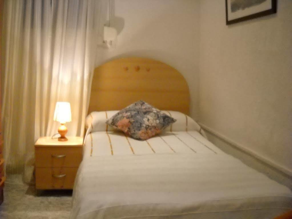 Hostal Aribau 바르셀로나 외부 사진